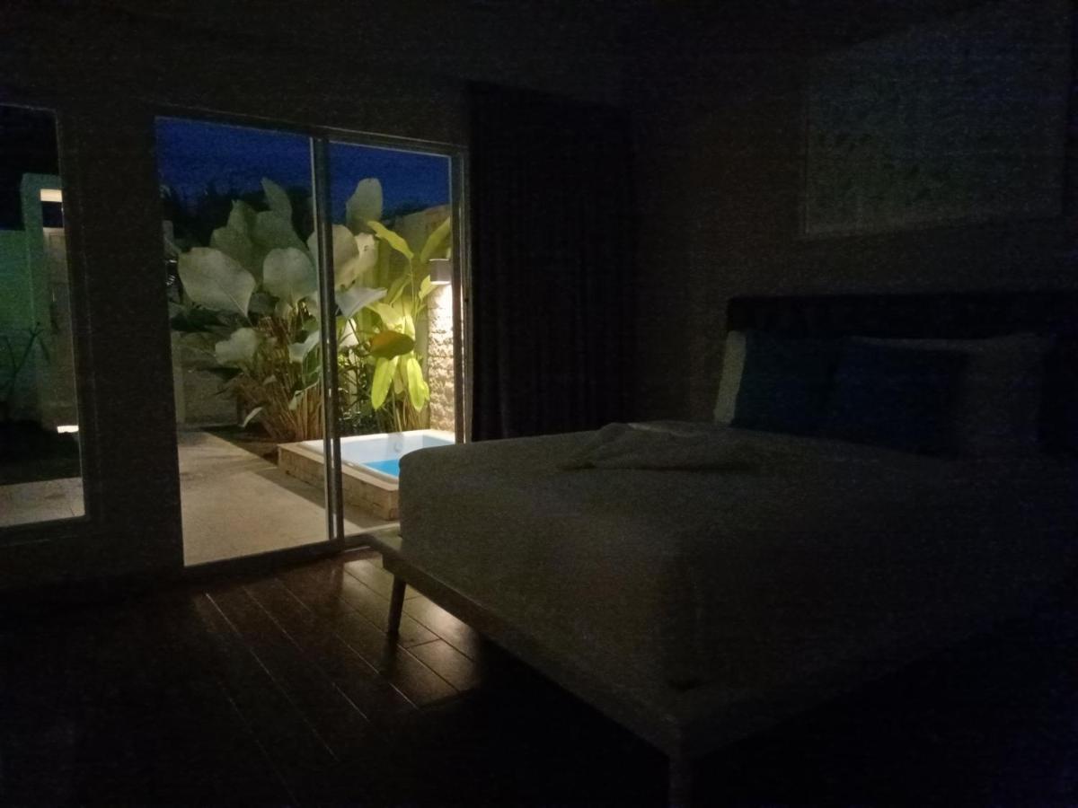 Pineale Villas, Resort And Spa Панглао Екстериор снимка