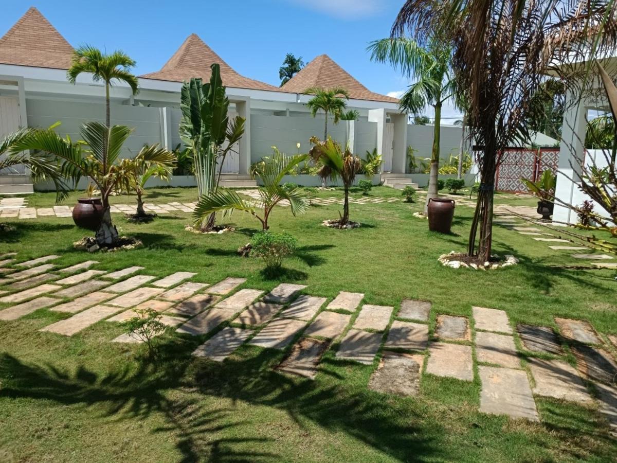 Pineale Villas, Resort And Spa Панглао Екстериор снимка