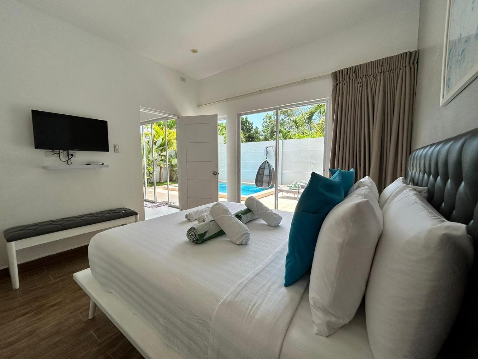 Pineale Villas, Resort And Spa Панглао Екстериор снимка