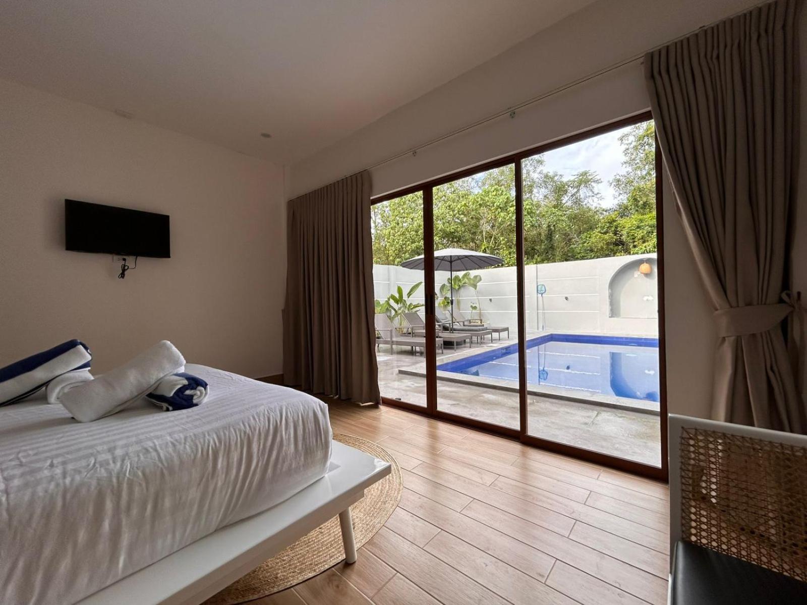 Pineale Villas, Resort And Spa Панглао Екстериор снимка
